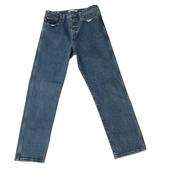 LEVIS Premium Wedgie Straight Fit Jeans Medium Wash Cropped Womens Size 28 - Picture 6 of 14